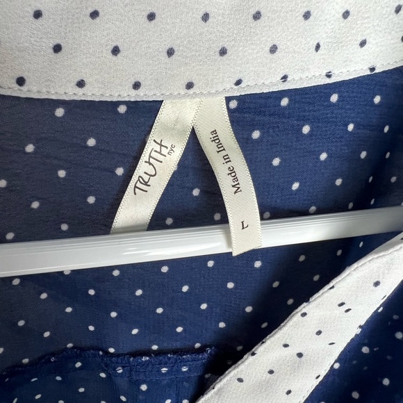 NYC NEW YORK FASHION Navy Polka Dot Sheer Women Blouse 3/4 sleeve size Large - Picture 2 of 5